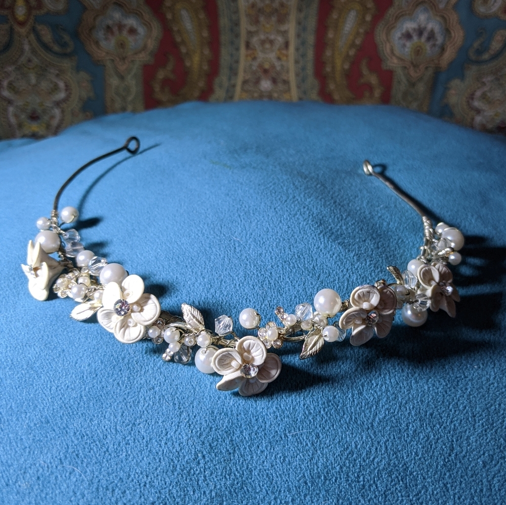 White Floral Handmade Headband